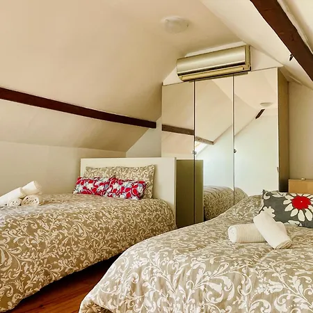 De Διαμέρισμα